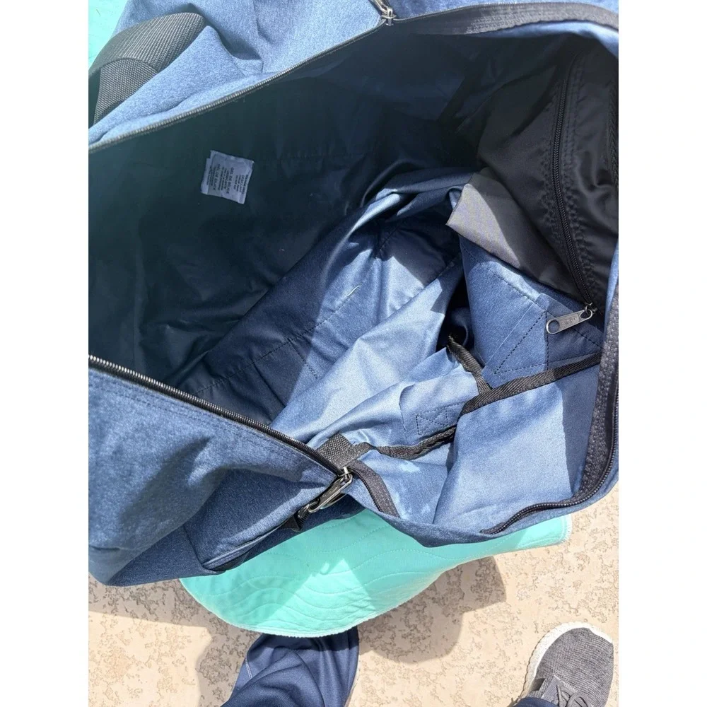 VTG Eastpak Blue Sports Duffle Bag USA X-Large 24
